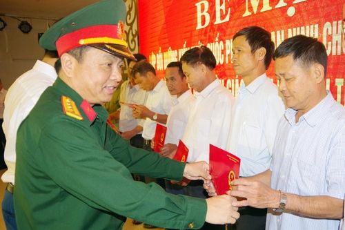 88 vị chức sắc, chức việc, nhà tu hành tham gia lớp bồi dưỡng kiến thức quốc phòng và an ninh