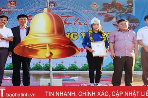 Học sinh trung học 'rung chuông vàng' tìm hiểu sức khỏe sinh sản