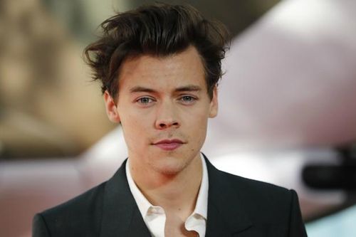 Harry Styles 'thả xích' album mới vào đúng sinh nhật Taylor Swift: Fan mong chờ một màn kết hợp bất ngờ?