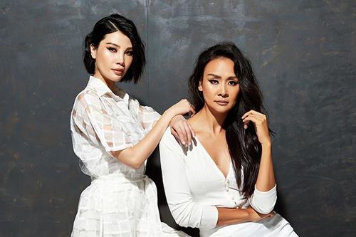 'Kỳ phùng địch thủ' sàn diễn thập niên 90 Vũ Cẩm Nhung - Trần Bảo Ngọc đọ dáng high fashion