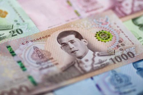 Thái Lan hạ lãi suất thấp kỷ lục để 'ghìm cương' đồng Baht