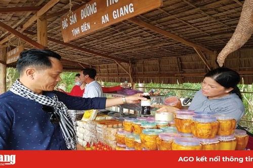 Làm sao khai thác 'mỏ vàng lộ thiên' du lịch?