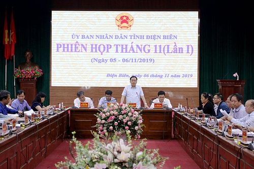 Ngày làm việc thứ 2, phiên họp thường kỳ UBND tỉnh tháng 11 (lần 1)