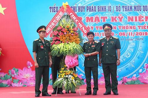 Tiểu đoàn Chỉ huy Pháo binh 10 kỷ niệm 20 năm thành lập