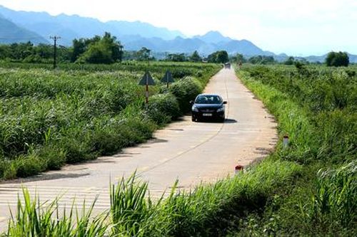 Đầu tư cho giao thông nông thôn tạo động lực cho các lĩnh vực khác phát triển