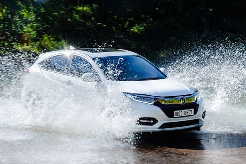 Honda Việt Nam khuyến mãi 'khủng' khi mua xe HR-V