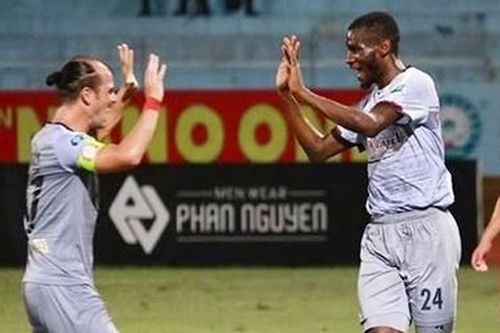 Nghịch lý V.League: Thành công vẫn thay hết ngoại binh