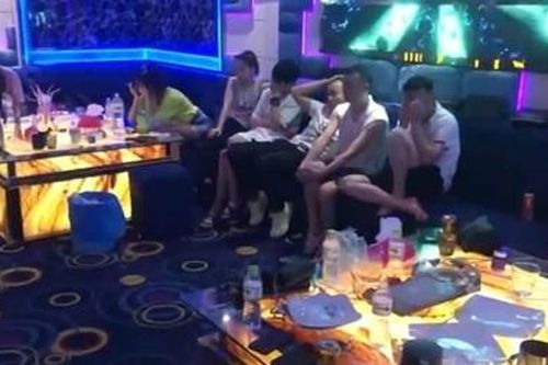 Đột kích quán karaoke, phát hiện 37 dân chơi phê ma túy