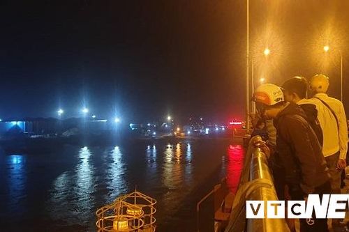 Tâm thư hé lộ nguyên nhân người mẹ ôm con nhảy cầu tự tử