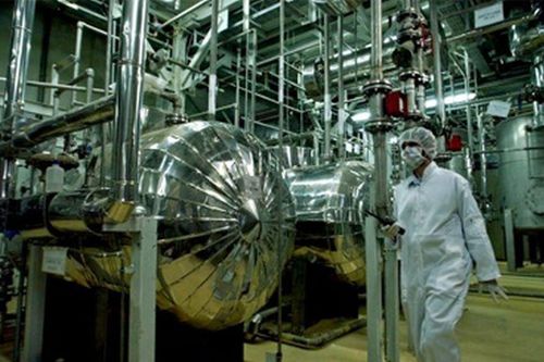 Iran đẩy mạnh làm giàu uranium, Nga - Pháp lo ngại