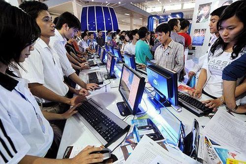 Hoàn toàn bác bỏ đánh giá xếp Việt Nam vào nhóm không có tự do Internet