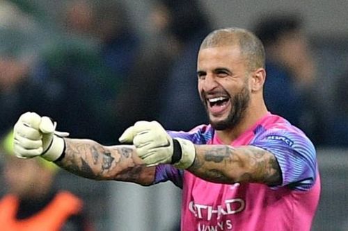 Kyle Walker nhận ra làm thủ môn khó hơn tưởng tượng