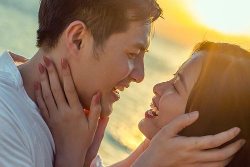 10 câu nói ngôn tình của Đông Nhi và Ông Cao Thắng