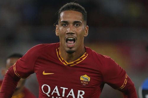 MU từ chối bán Chris Smalling cho AS Roma