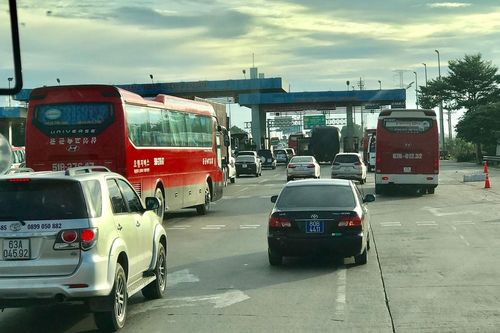 Rối với thu phí không dừng