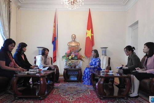 Tìm cánh cửa cho lao động Việt Nam làm việc tại Mông Cổ