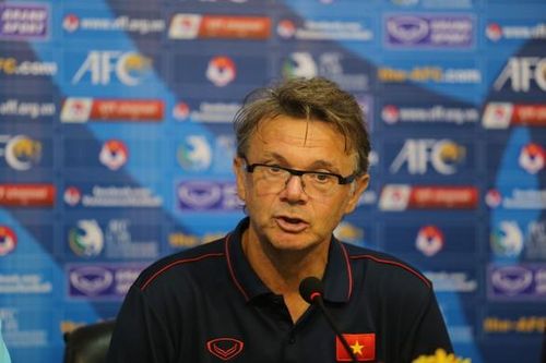 HLV Troussier tiếc vì U19 Việt Nam có thể thắng đậm hơn
