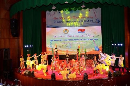Khai mạc Liên hoan nghệ thuật quần chúng Vietsovpetro lần thứ 25