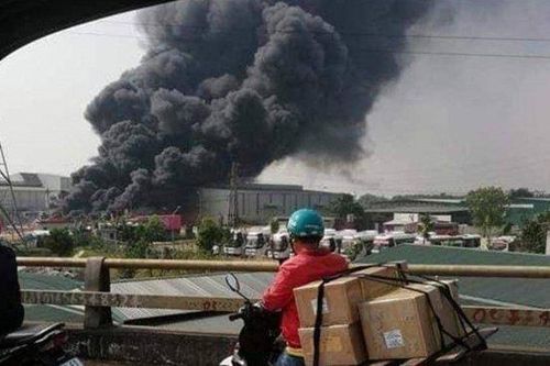 Diễn biến vụ cháy công ty phế liệu ở Bắc Ninh nghi do trẻ nướng khoai