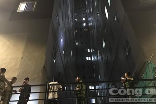 Kỹ sư nhảy từ tầng 21 chung cư ở Sài Gòn