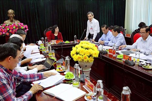 Kiểm tra công tác chuẩn bị đại hội đảng tại quận Ba Đình