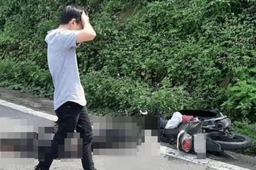 Nam sinh viên bàng hoàng, khóc nức nở khi bạn gái tử vong sau va chạm với container trên đường đi xin việc