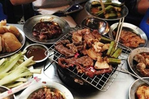 Hà Nội: Tiềm ẩn nhiều nguy cơ về an toàn thực phẩm từ thức ăn đường phố