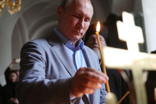 Tổng thống Nga Putin biến điều ước cuối của cô gái trẻ thành hiện thực