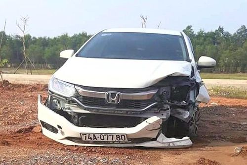 Phó giám đốc bệnh viện lái xe bỏ trốn sau khi tông 2 chị em nguy kịch
