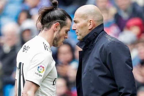 Ronaldo tức nổ đom đóm, Bale nổi loạn rời Real