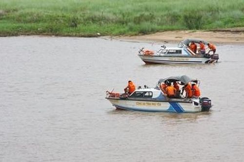 Công an các tỉnh khu Nam Trung bộ ứng phó cơn bão số 6