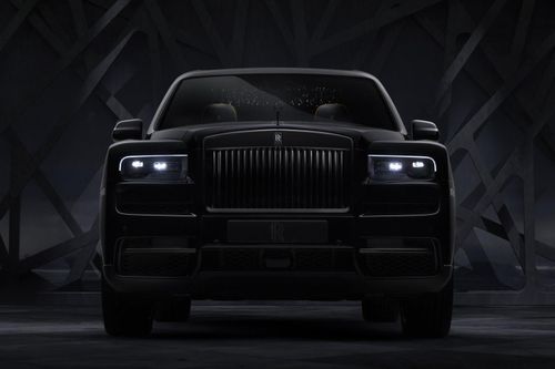 SUV siêu sang của Rolls-Royce bản đặc biệt Black Badge ra mắt