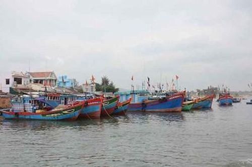 Quân khu 5 huy động hơn 24.300 cán bộ, chiến sĩ ứng phó bão số 6