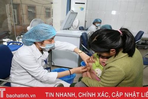 Phòng viêm phế quản phổi ở trẻ khi thời tiết thất thường