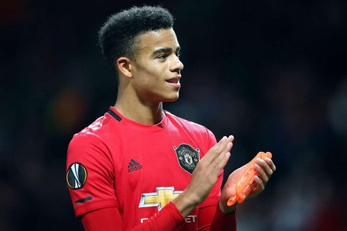Real Madrid gọi, MU trả lời và người hâm mộ chờ tin vui