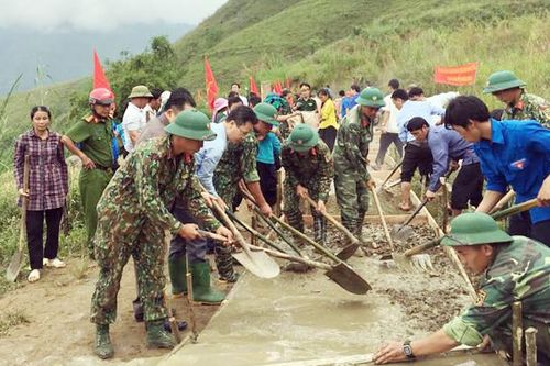 'Dân vận' từ lòng dân