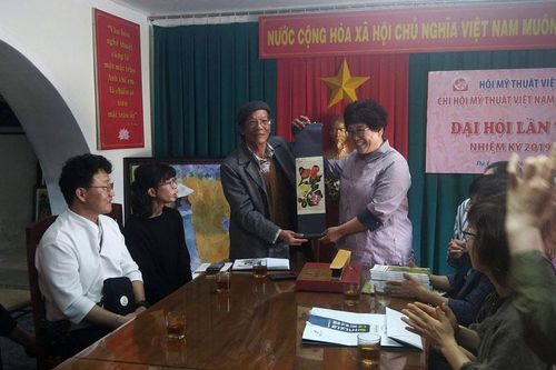 Hội Văn học nghệ thuật tỉnh Lâm Đồng gặp gỡ họa sỹ tỉnh Chungbuk Hàn Quốc