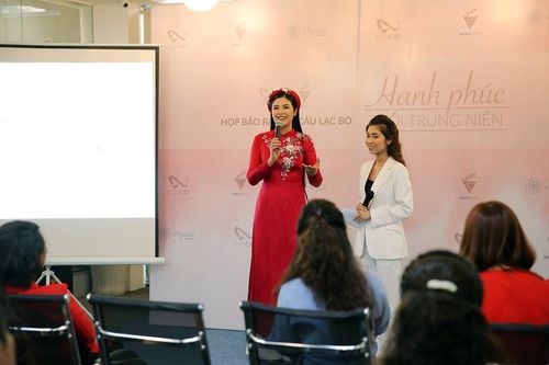 Hoa hậu Ngọc Hân trở thành 'trùm mối sỉ'