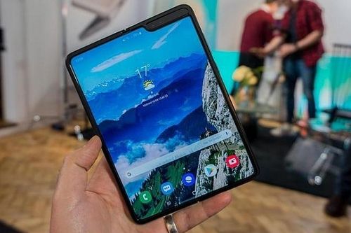 Samsung ra mắt Galaxy Fold 2 vào tháng 4/2020