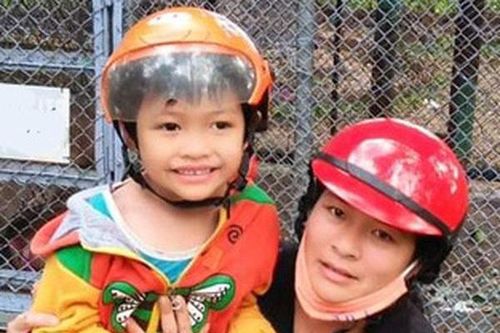 Người cha đi khắp 30 tỉnh thành tìm con trai 6 tuổi mất tích