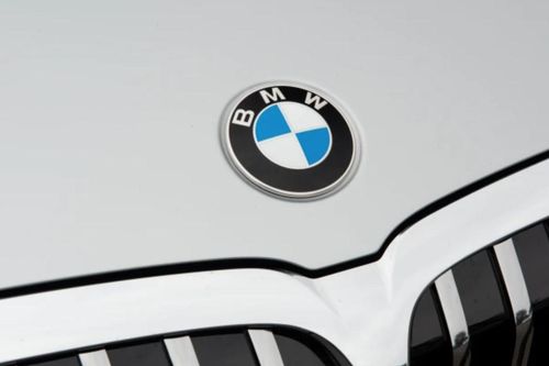 Hàng loạt xe BMW dính lỗi nguy hiểm chết người