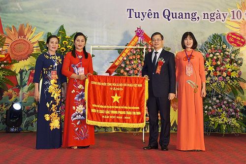 Trường Phổ thông Dân tộc nội trú THPT tỉnh kỷ niệm 60 năm thành lập