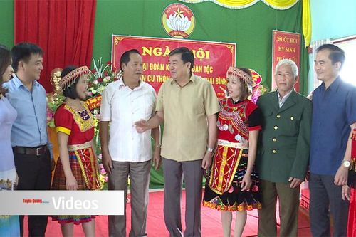 Đồng chí Phó Bí thư Thường trực Tỉnh ủy Nguyễn Hồng Thắng dự Ngày hội Đại đoàn kết toàn dân tộc tại Yên Sơn