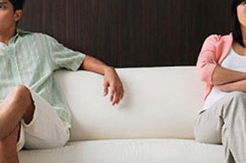 Phản đối chu cấp tiền hàng tháng, tôi bị bố chồng đuổi khỏi nhà