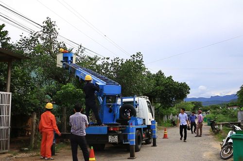 Quảng Nam: Nhanh chóng khắc phục sự cố điện do bão số 6
