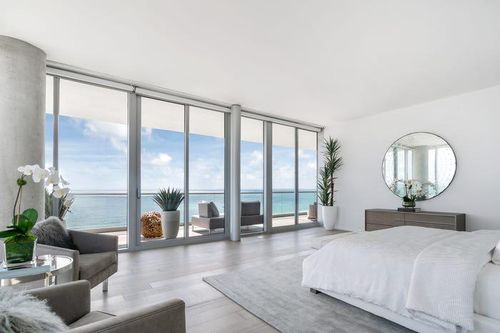 Căn penthouse xa xỉ gần 30 triệu USD của tỷ phú Mỹ