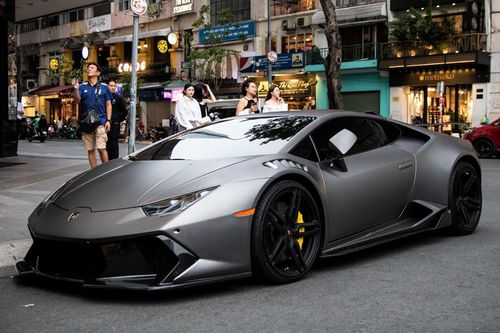 Lamborghini Huracan phong cách siêu xe triệu đô Reventon tại TP.HCM