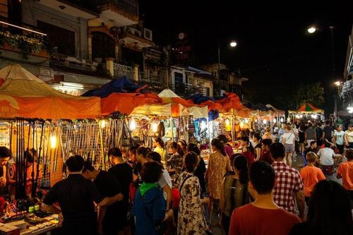 Kinh tế ban đêm - 'cửa sáng' cho ngành du lịch