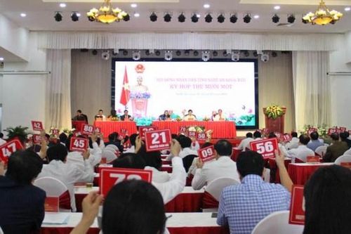 Hỗ trợ hơn 80 tỷ cho cán bộ dôi dư do sắp xếp, sáp nhập ở Nghệ An