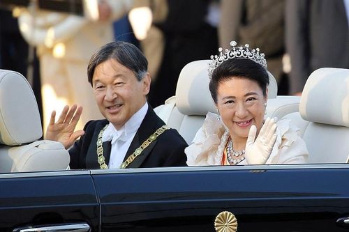 Hoành tráng lễ diễu hành của Nhật hoàng Naruhito sau đăng quang